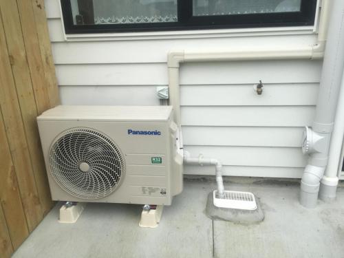 Air Conditioning (2)